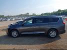 Chrysler Pacifica Touring L Image 11