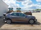 Toyota Camry Le Image 11