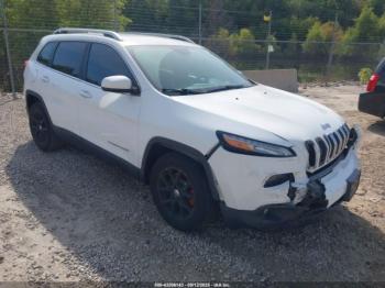  Salvage Jeep Cherokee