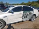 Ford Taurus Limited Image 8