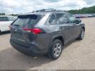 Toyota RAV4 Le Image 5