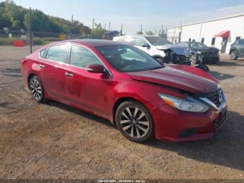  Salvage Nissan Altima