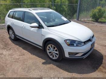  Salvage Volkswagen Golf