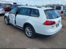 Volkswagen Golf Image 16