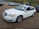 Chrysler 200 Touring Image 3