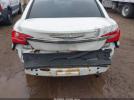 Chrysler 200 Touring Image 6