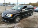Chrysler Town & Country Touring-l Image 5