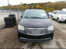 Chrysler Town & Country Touring-l Image 9