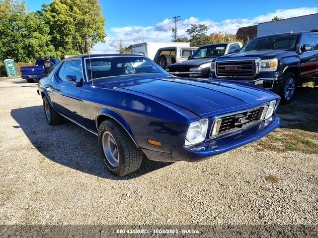  Salvage Ford Mustang