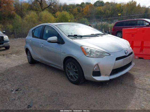 Salvage Toyota Prius c