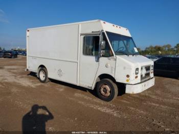  Salvage Freightliner Chassis