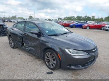  Salvage Chrysler 200