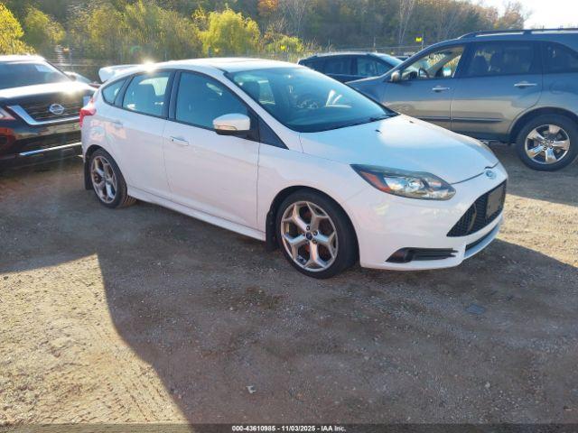  Salvage Ford Focus St