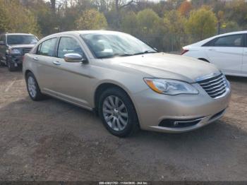  Salvage Chrysler 200