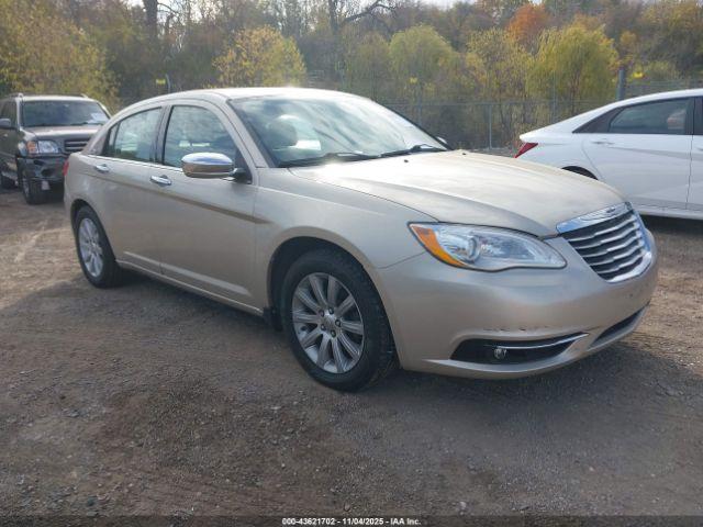  Salvage Chrysler 200