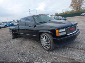  Salvage GMC Sierra 3500