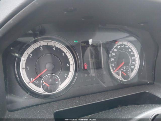 Ram 1500 Express  4x2 5'7 Box Image 14