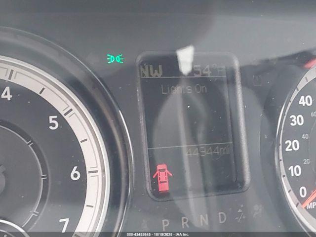 Ram 1500 Express  4x2 5'7 Box Image 16