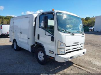  Salvage Isuzu Npr