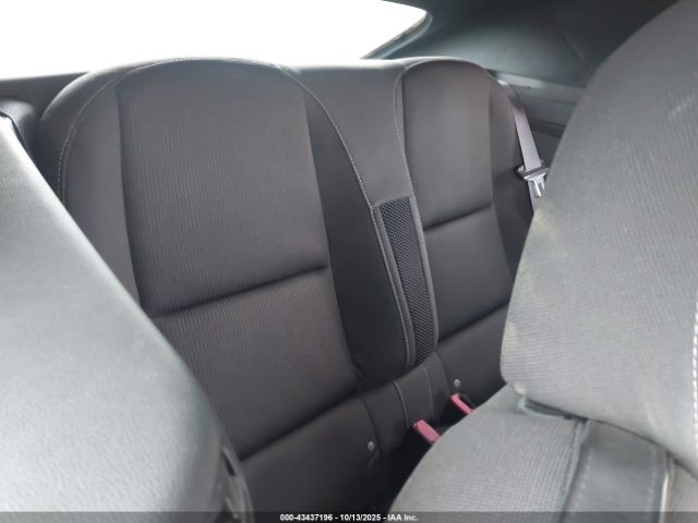 Chevrolet Camaro 1lt Image 15