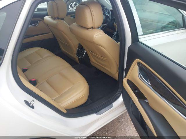 Cadillac XTS Luxury Image 6