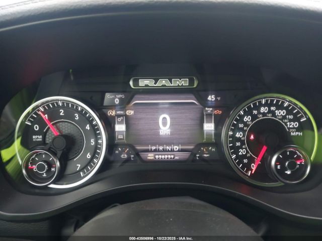 Ram 1500 Laramie  4x4 5'7 Box Image 14