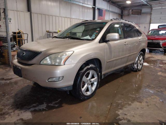 Lexus RX Image 3