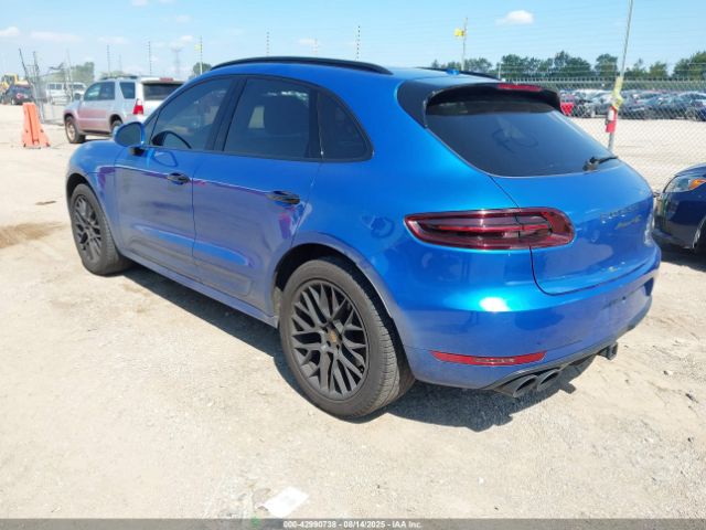 Porsche Macan Gts Image 9