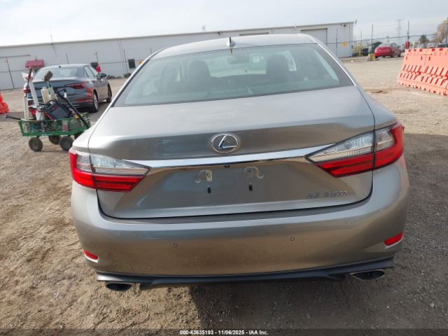 Lexus Es Image 15