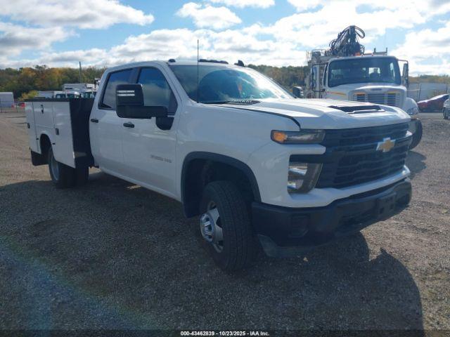  Salvage Chevrolet Silverado 3500