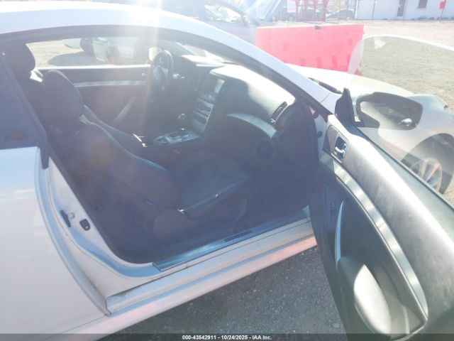 INFINITI Q60 Image 14