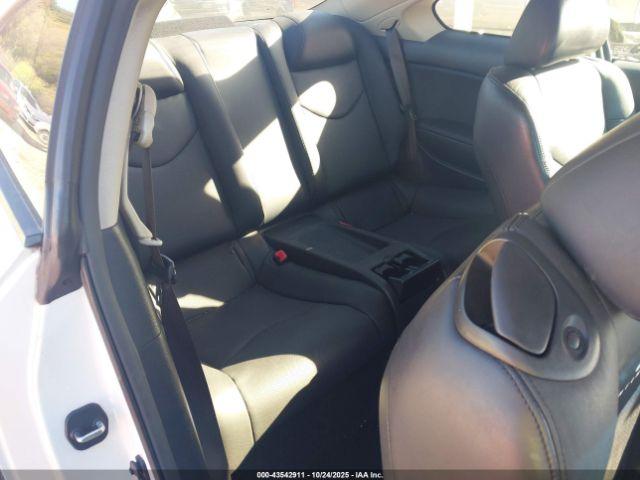 INFINITI Q60 Image 4