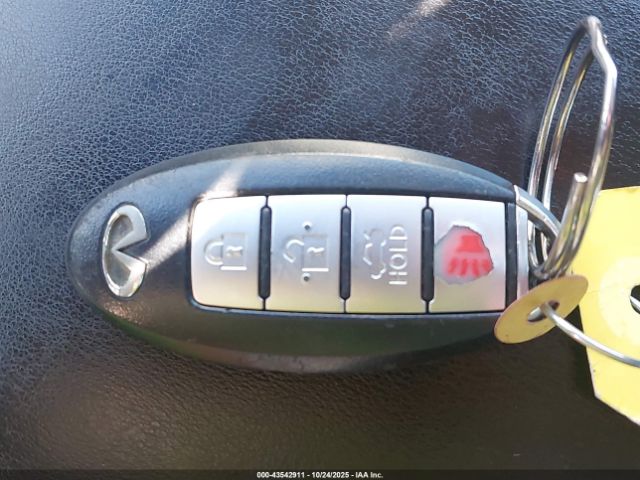 INFINITI Q60 Image 9