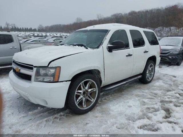 Chevrolet Tahoe Ls Image 2