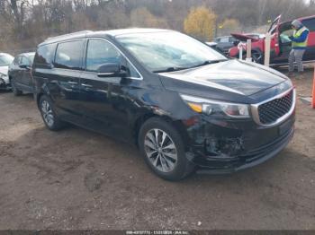  Salvage Kia Sedona