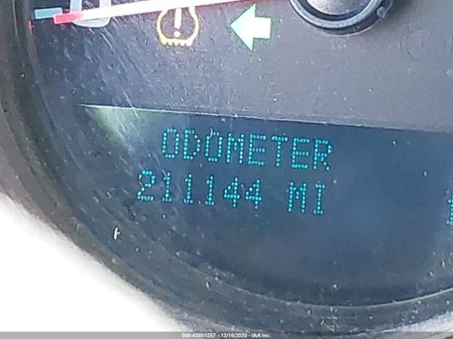 Chevrolet Silverado 1500 Lt Image 11