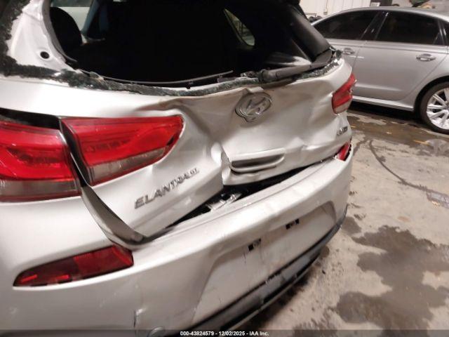 Hyundai ELANTRA N Line Image 2