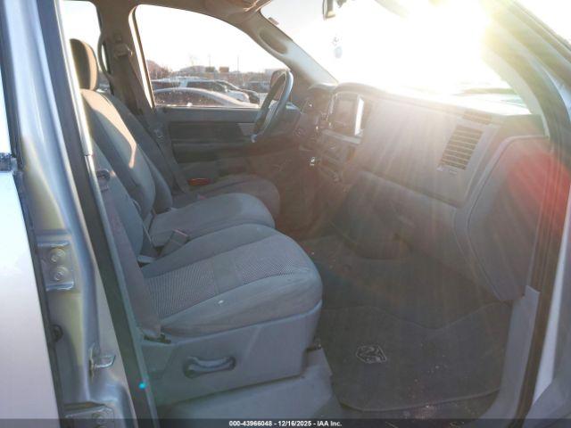 Dodge Ram 1500 Image 8