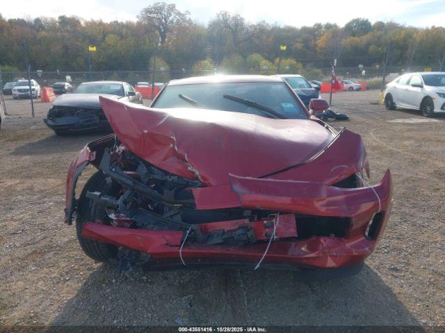 Chevrolet Camaro 1lt Image 2