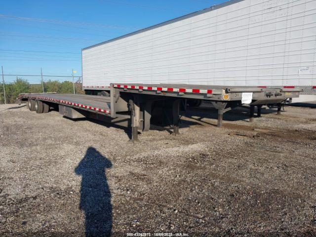  Salvage Reitnouer Flatbed Trailer