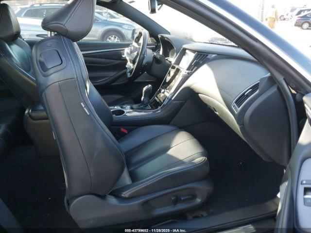 INFINITI Q60 3.0t Red Sport 400 Image 13