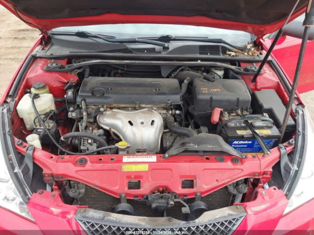 Toyota Camry Se Image 9