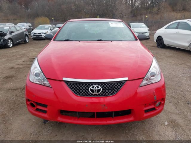 Toyota Camry Se Image 11