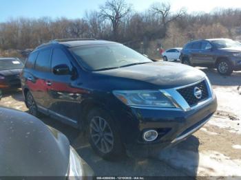  Salvage Nissan Pathfinder