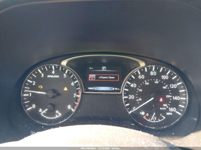 Nissan Pathfinder Sl Image 6