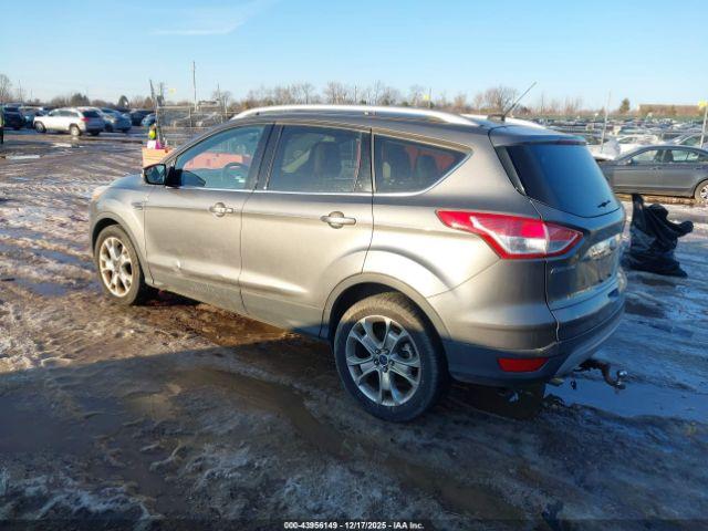 Ford Escape Titanium Image 9