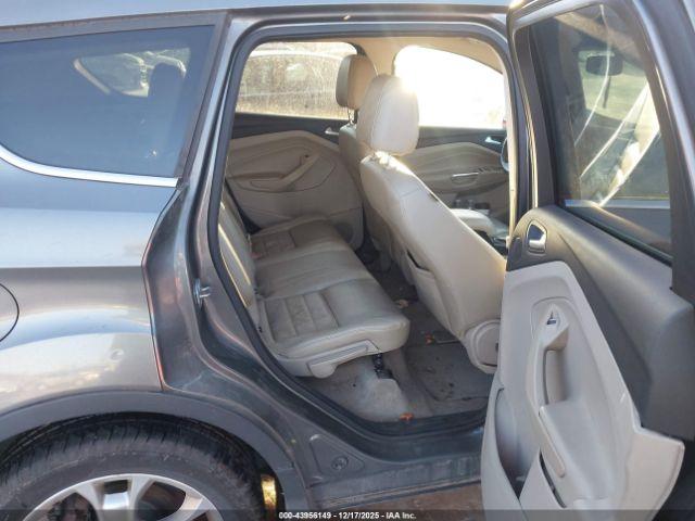 Ford Escape Titanium Image 5