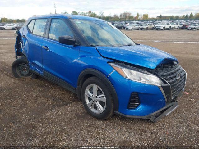  Salvage Nissan Kicks