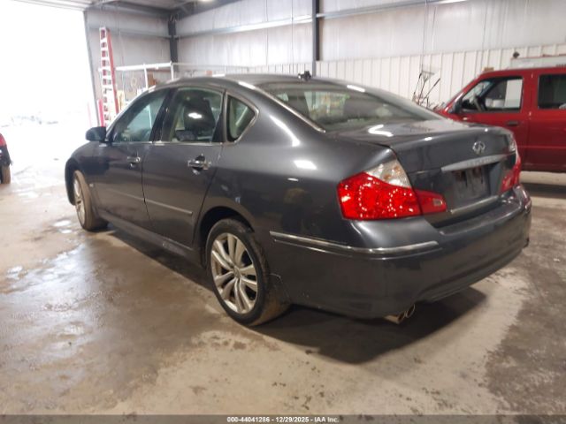 INFINITI M35x Image 2