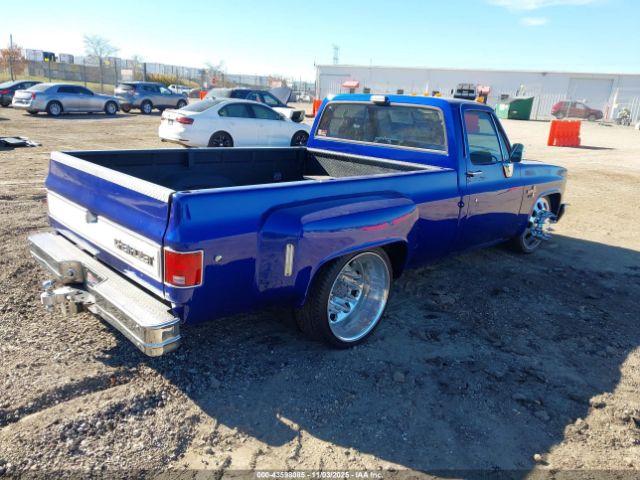 Chevrolet C30 Image 6